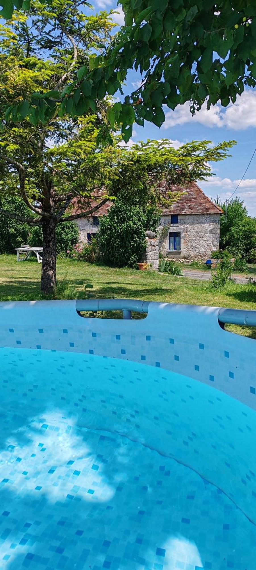 Gite 4 Pers, Jacuzzi, Piscine, Proche Futuroscope, Calme Et Nature A La Roche Posay Ла-Рош-Позе Екстер'єр фото